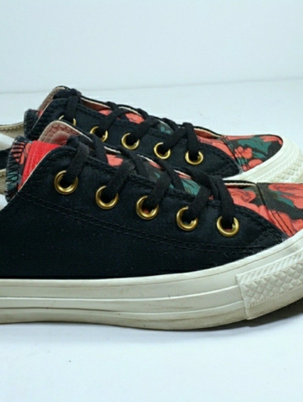 Converse Chuck Taylor Allstar Floral Sneakers